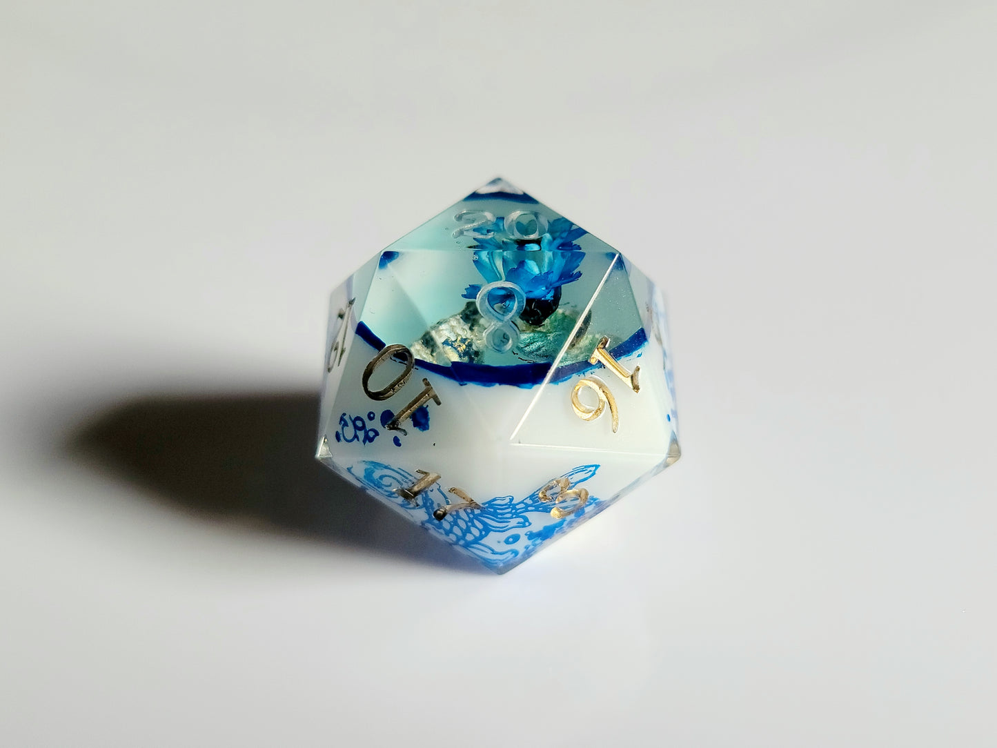 Porcelain Vase D20 (A- Tier)