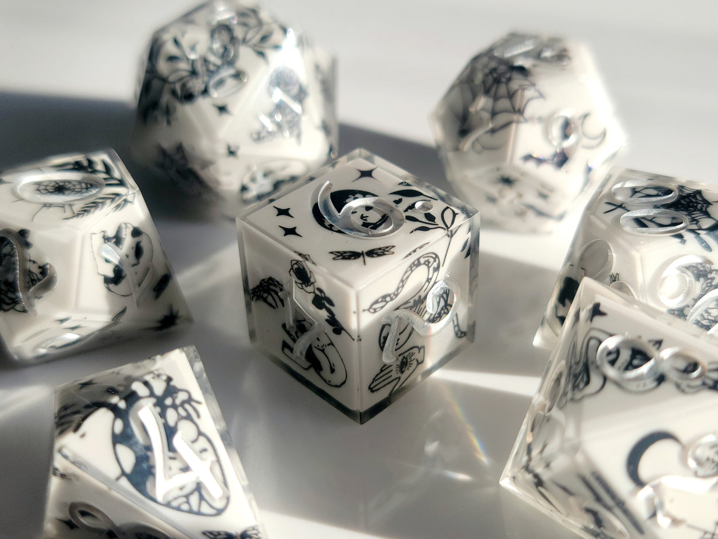 Gothic Porcelain ( Light Gray )