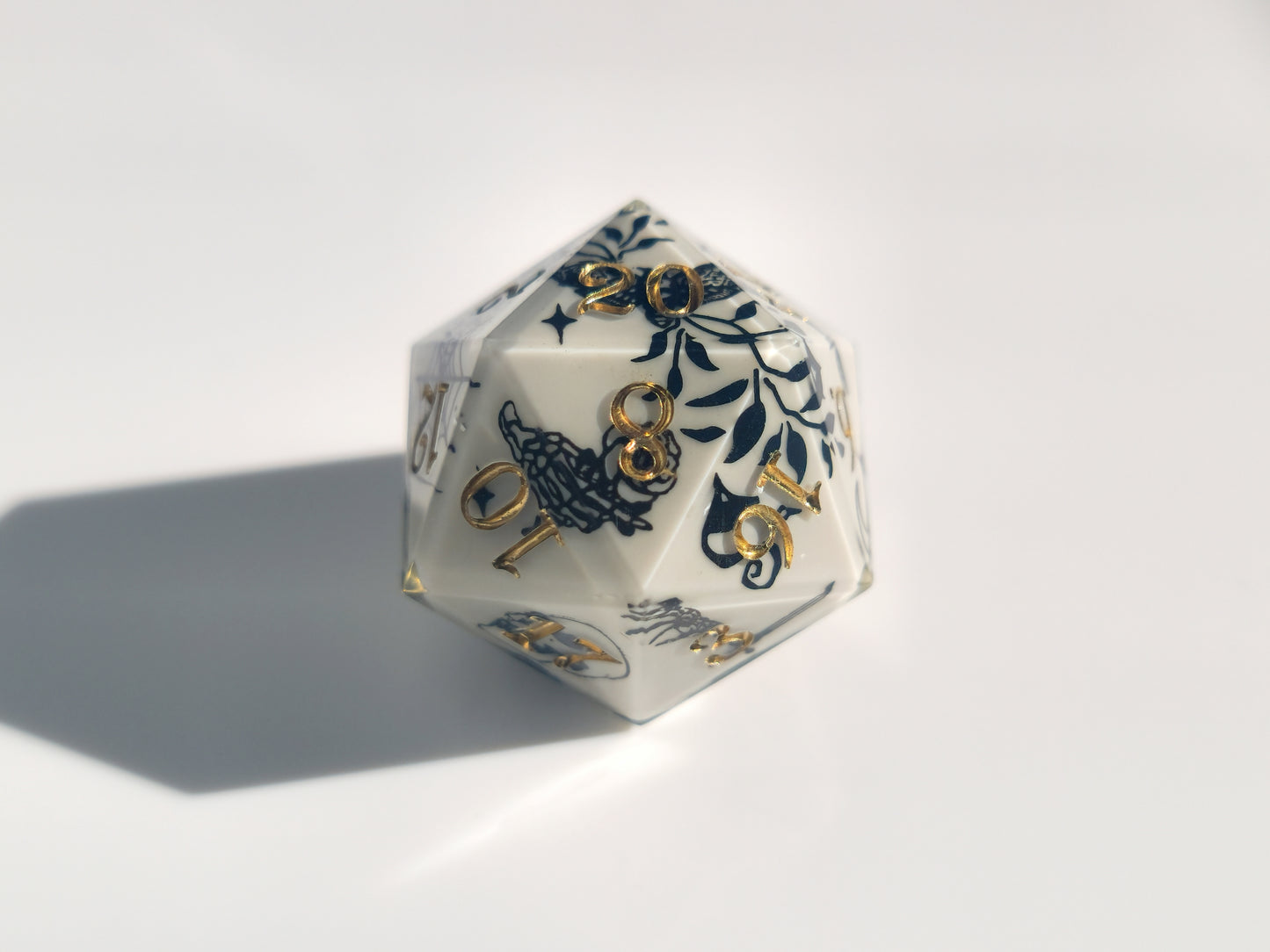 Gothic Porcelain ( D20 )